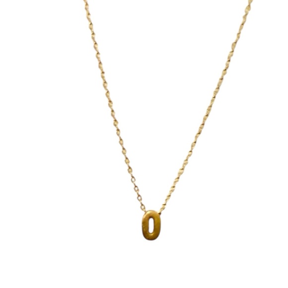 Marian Maurer Jewelry - Marian Maurer ‘O’ 18k gold micro initial pendant necklace.